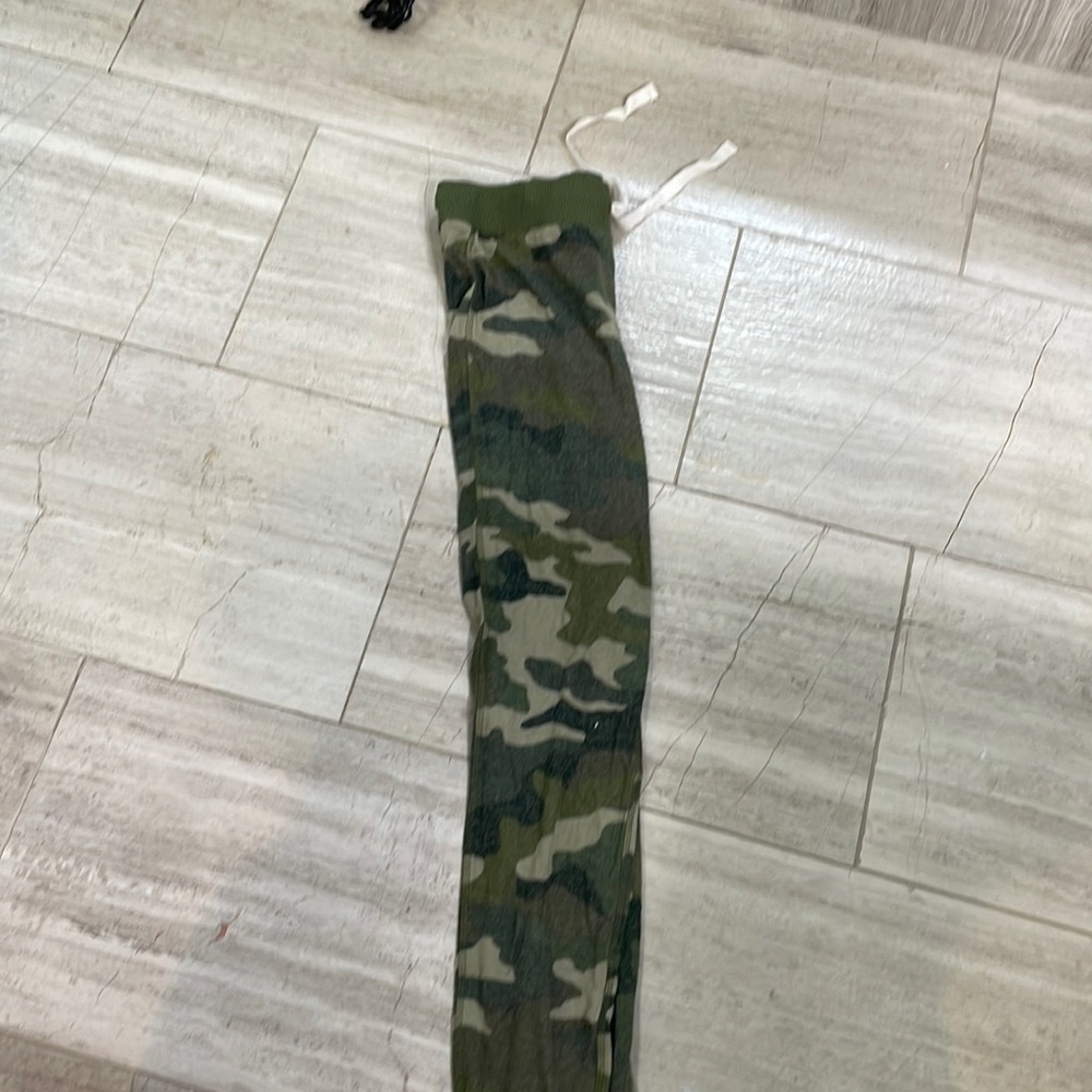 J Crew Camo Sweatpants- NWT